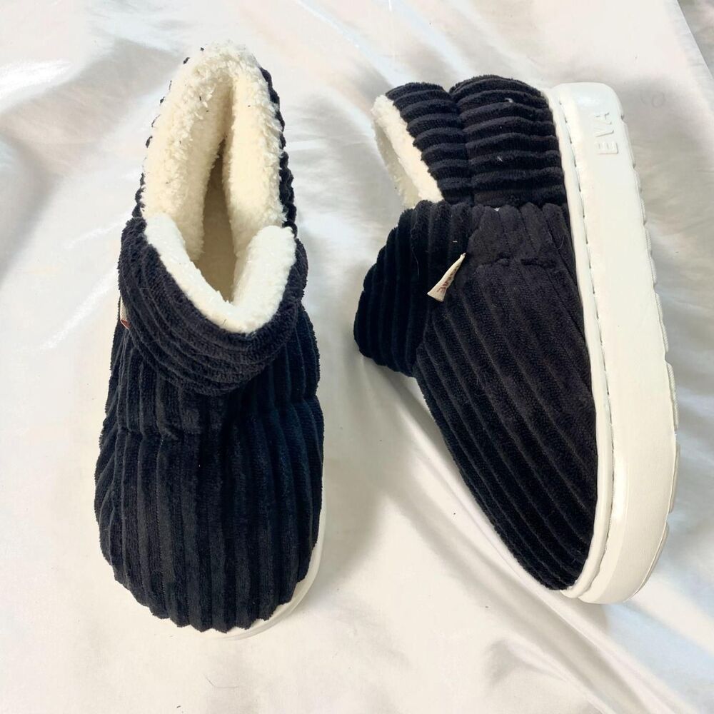 NEW Eva Home Cute Coquette Black Soft Corduroy House Shoe Slippers US 7 / 8